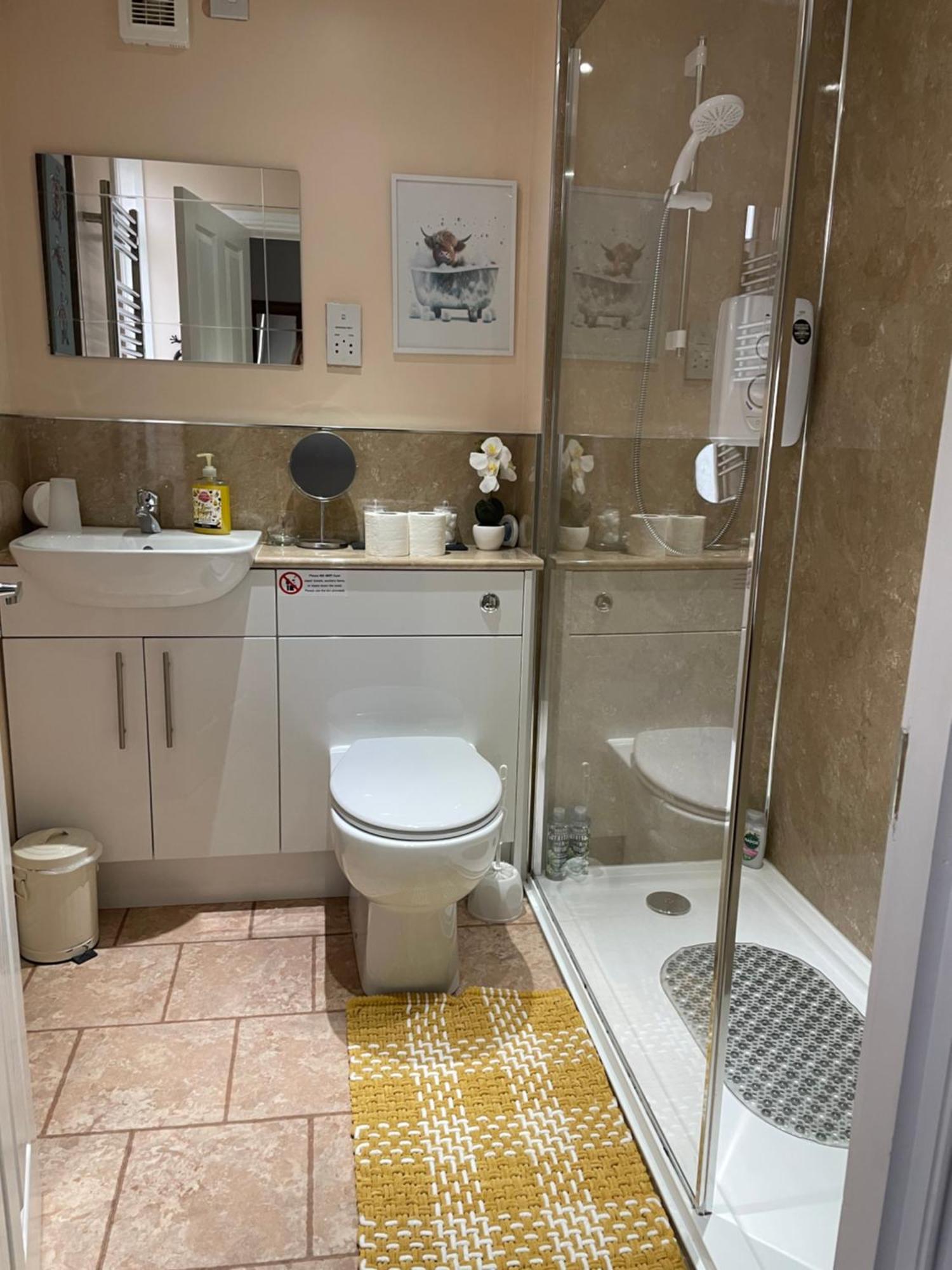 Charleston Apartment Self Catering 5 Min Drive From Town Centre インヴァネス エクステリア 写真