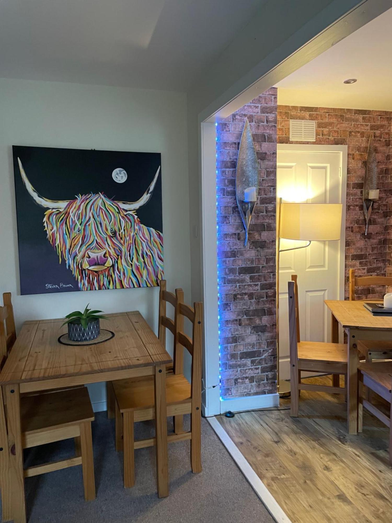 Charleston Apartment Self Catering 5 Min Drive From Town Centre インヴァネス エクステリア 写真